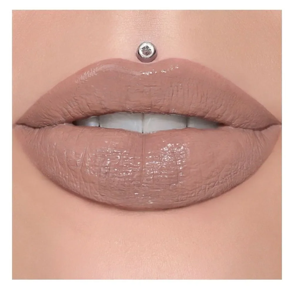 CELEBRITY SKIN‎ New in box Jeffree Star Supreme Gloss Brown Nude Lipgloss Gloss